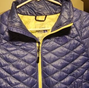 EUC North Face Thermoball jacket